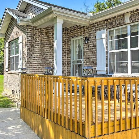 Charming Springfield Escape With Furnished Deck Villa Exteriör bild
