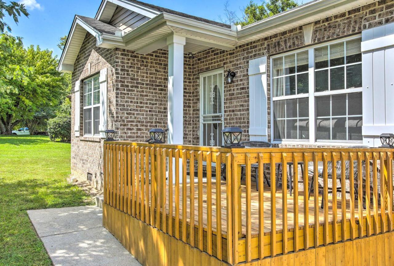 Charming Springfield Escape With Furnished Deck Villa Exteriör bild